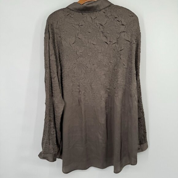 Chico's 4 Women's Textured satin Blouse tunivc Size 2x plus Brown long sleeve - Picture 10 of 10
